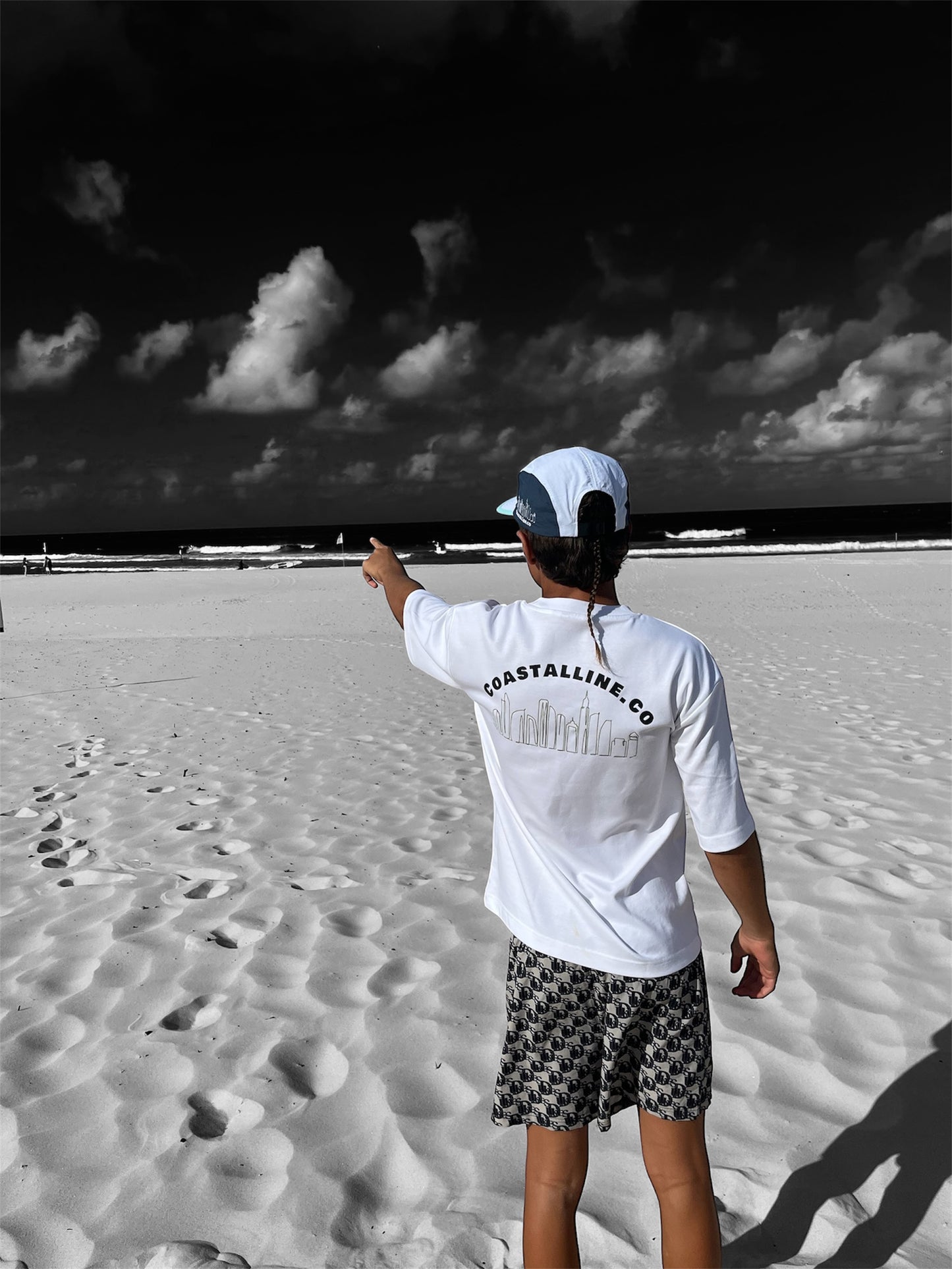 Coastalline Skyline Tee – White